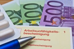 Wenn ein Arbeitnehmer sich krank stellt hilft ein Firmenrechtsschutz